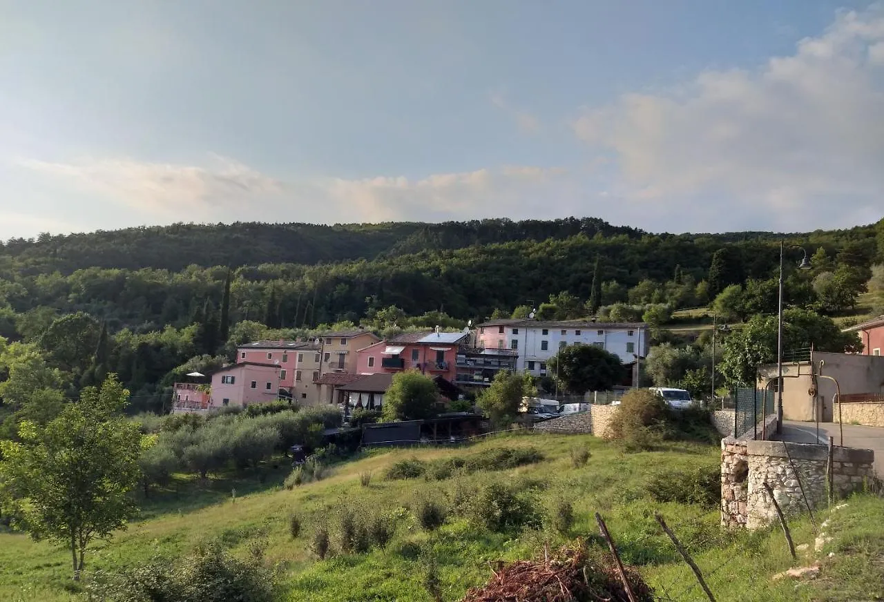 Casa Vacanze Modena Costermano